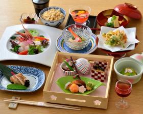 2階客室限定 1泊2食付き宿泊プラン